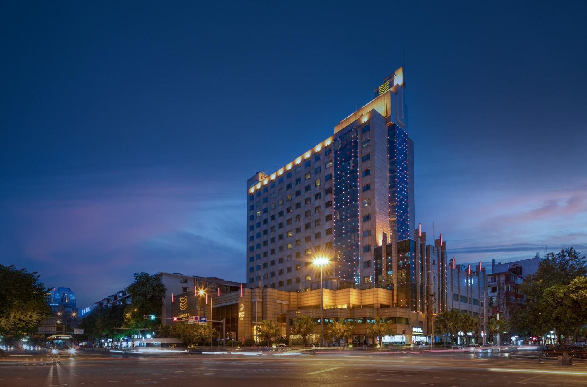 Chengdu Tianfu Sunshine Hotel Exterior photo